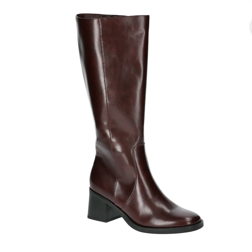 No Boundaries Elegant Brown Leather Knee-High Boots